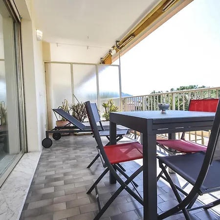 3 Pieces Avec Piscine Apartment Le Cannet